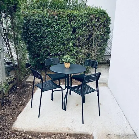 Apartma Naty
